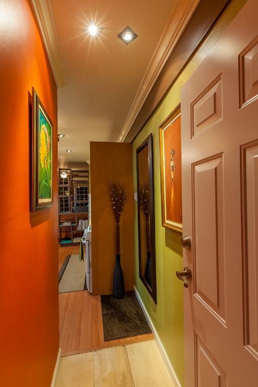 Choose To Be Happy At Seymour # 9 And #16 - Studio Apartments Кингстън Стая снимка