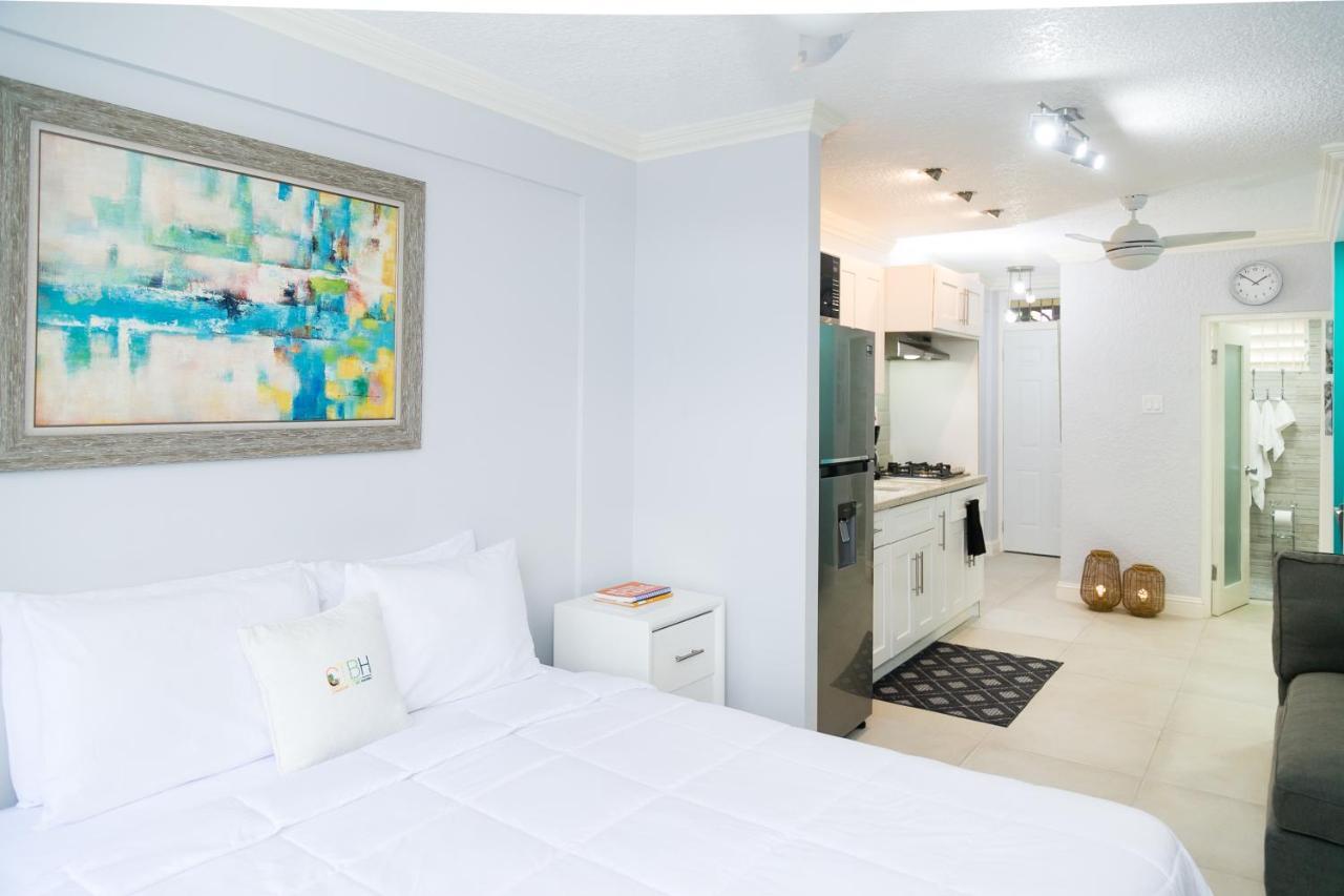 Choose To Be Happy At Seymour # 9 And #16 - Studio Apartments Кингстън Екстериор снимка