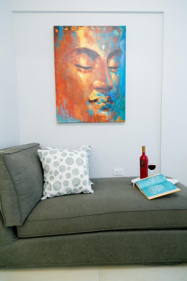 Choose To Be Happy At Seymour # 9 And #16 - Studio Apartments Кингстън Екстериор снимка